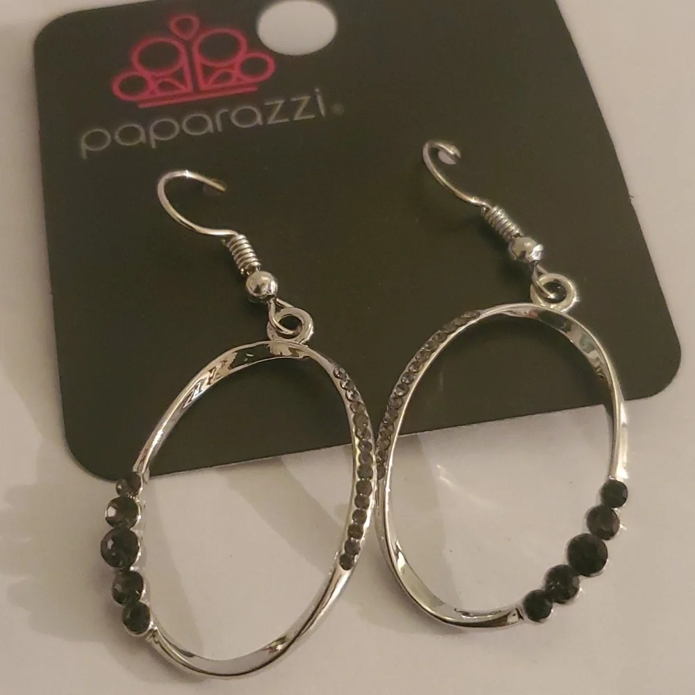 EARRINGS - Picture 3 of 5